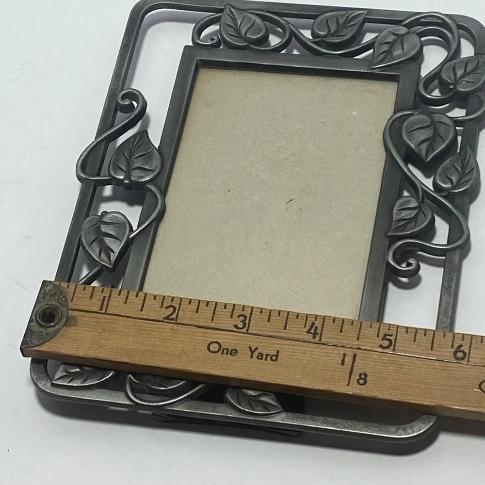 Unbranded Picture Frame 3x5 Silver Excellent Pewter Leaf Vine Art Deco